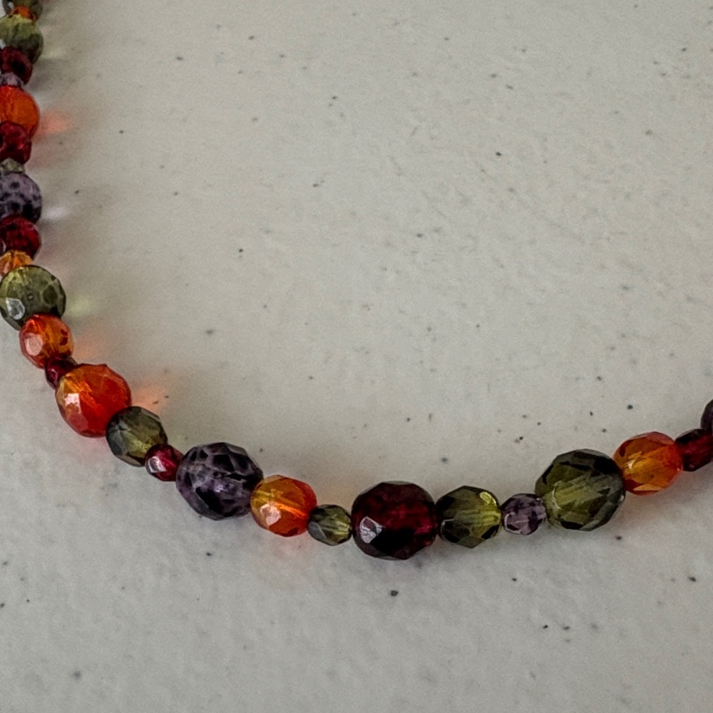 Multicolor Beaded Necklace - Picture 4 of 4